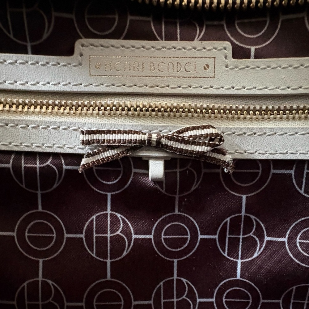 Henri Bendel Olive Khaki Zippered Tote Bag - Picture 8 of 13